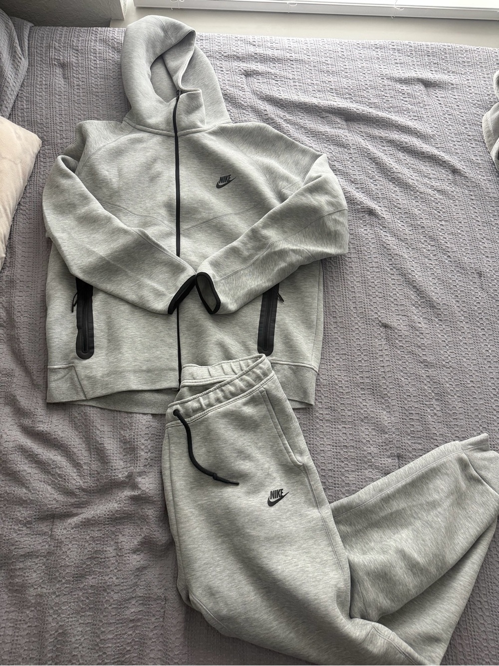 Nike Tech Light Gray Hoodie & Joggers Set with Black Accents